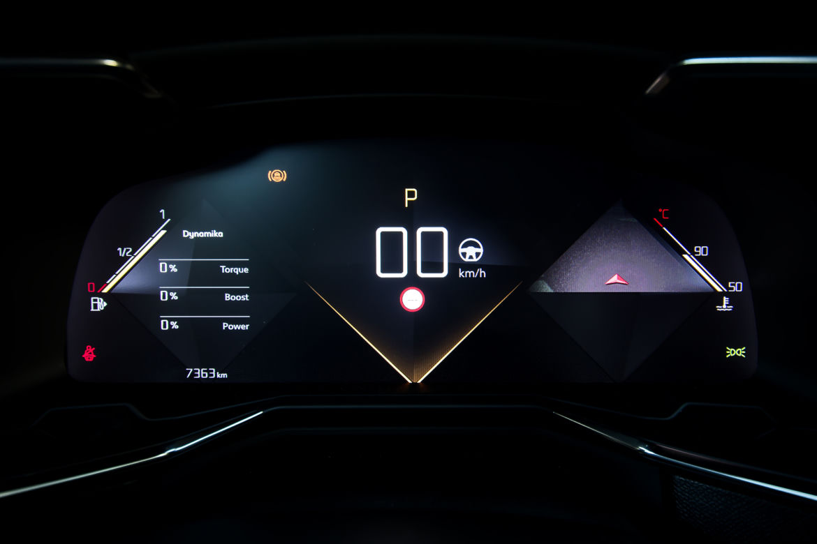 DS 7 Crossback Grand Chic 2.0 BlueHDI 177 KM AT