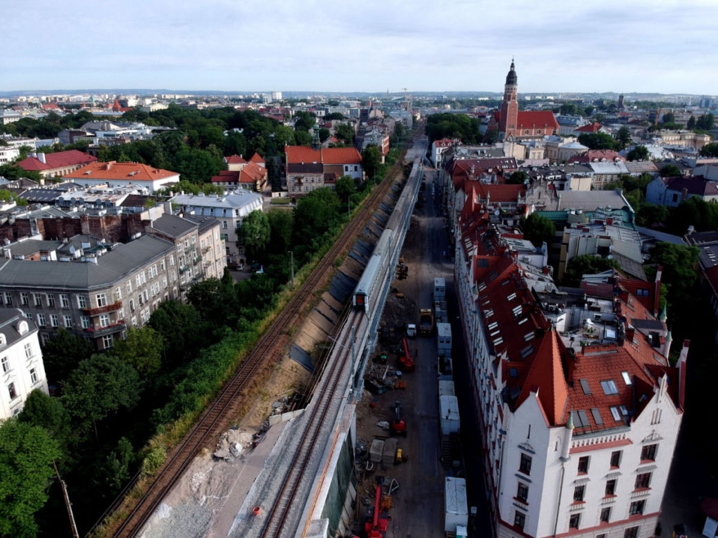 Pociągi na nowych estakadach w Krakowie!