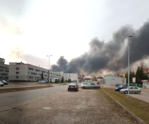 Starachowice: Potężny pożar! Nad miastem kłęby dymu!