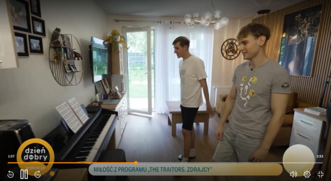 Uczestnicy "The Traitors" są nie tylko w związku, ale też razem mieszkają! Maciej i Dawid o kulisach relacji