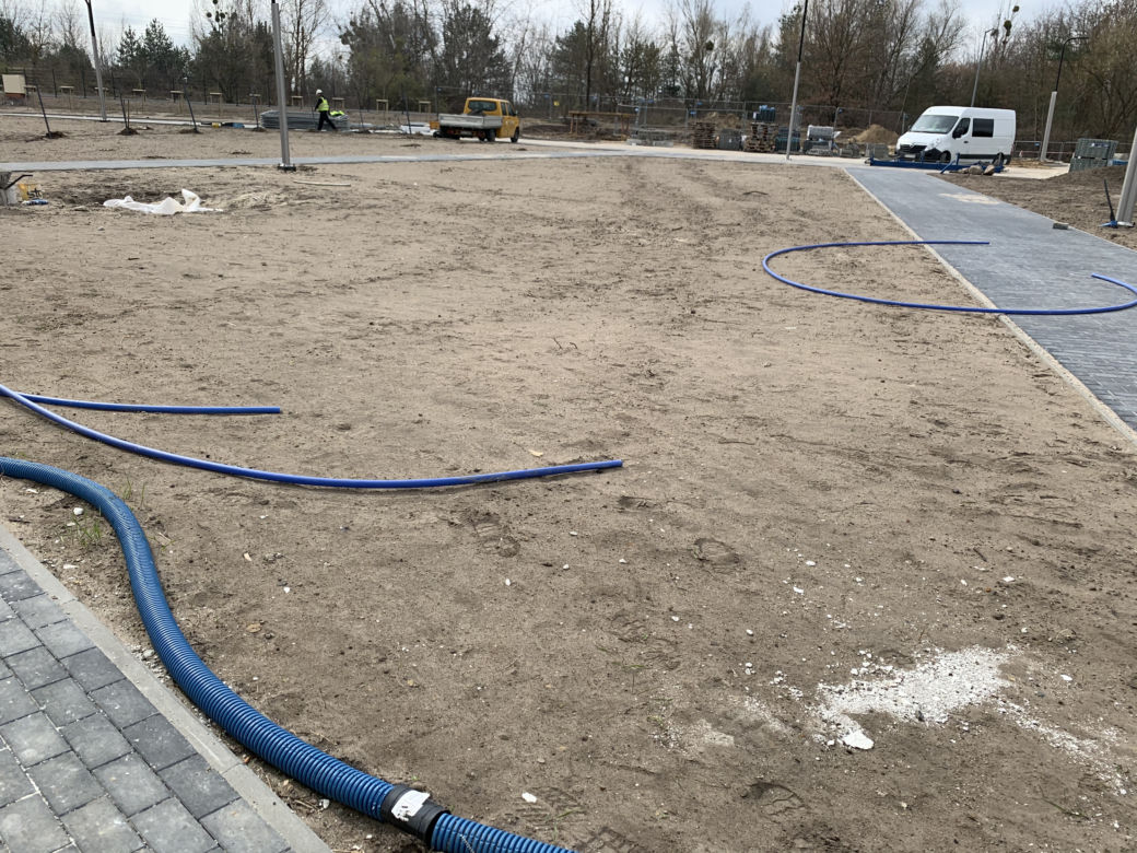 Budowa schroniska przy ul. Kobylepole w Poznaniu (kwiecień 2021)
