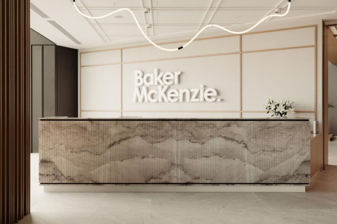 Baker McKenzie ma nową siedzibę w Varso Tower. Biuro zajęło trzy najwyższe piętra