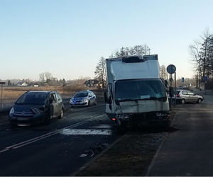 Kolizja na ul. Nieszawskiej w Toruniu