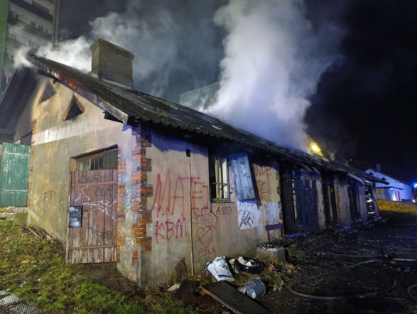 Pożar komórki w Starachowicach