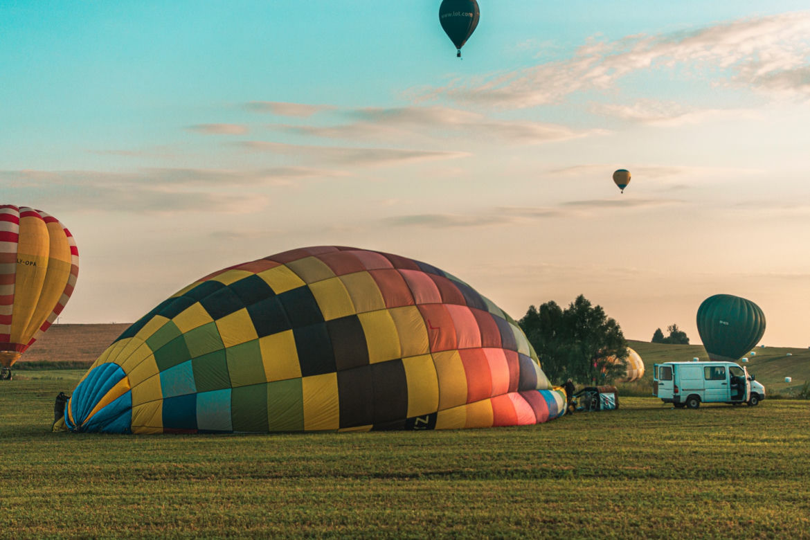 Mazurskie Zawody Balonowe w Ełku 2020. Niesamowita fotorelacja pilotów