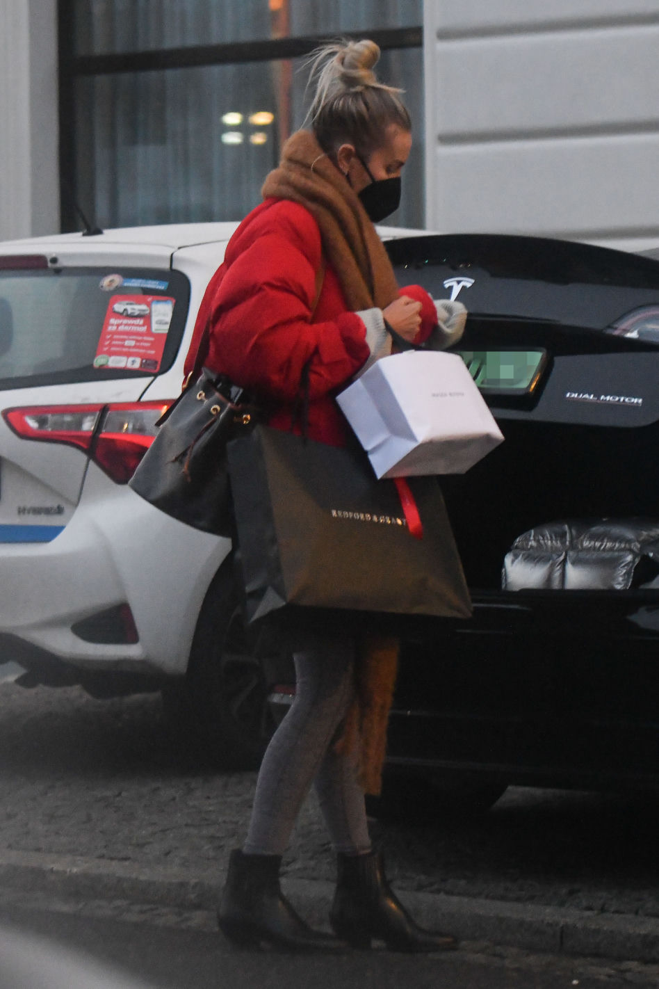  Agnieszka Woźniak Starak i uszkodzone auto