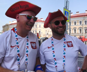 Piękny doping kibiców przed meczem ze Szwecją