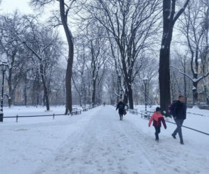 Potężny atak zimy w Krakowie! Śnieg nie odpuści, synoptycy nie mają dobrych informacji