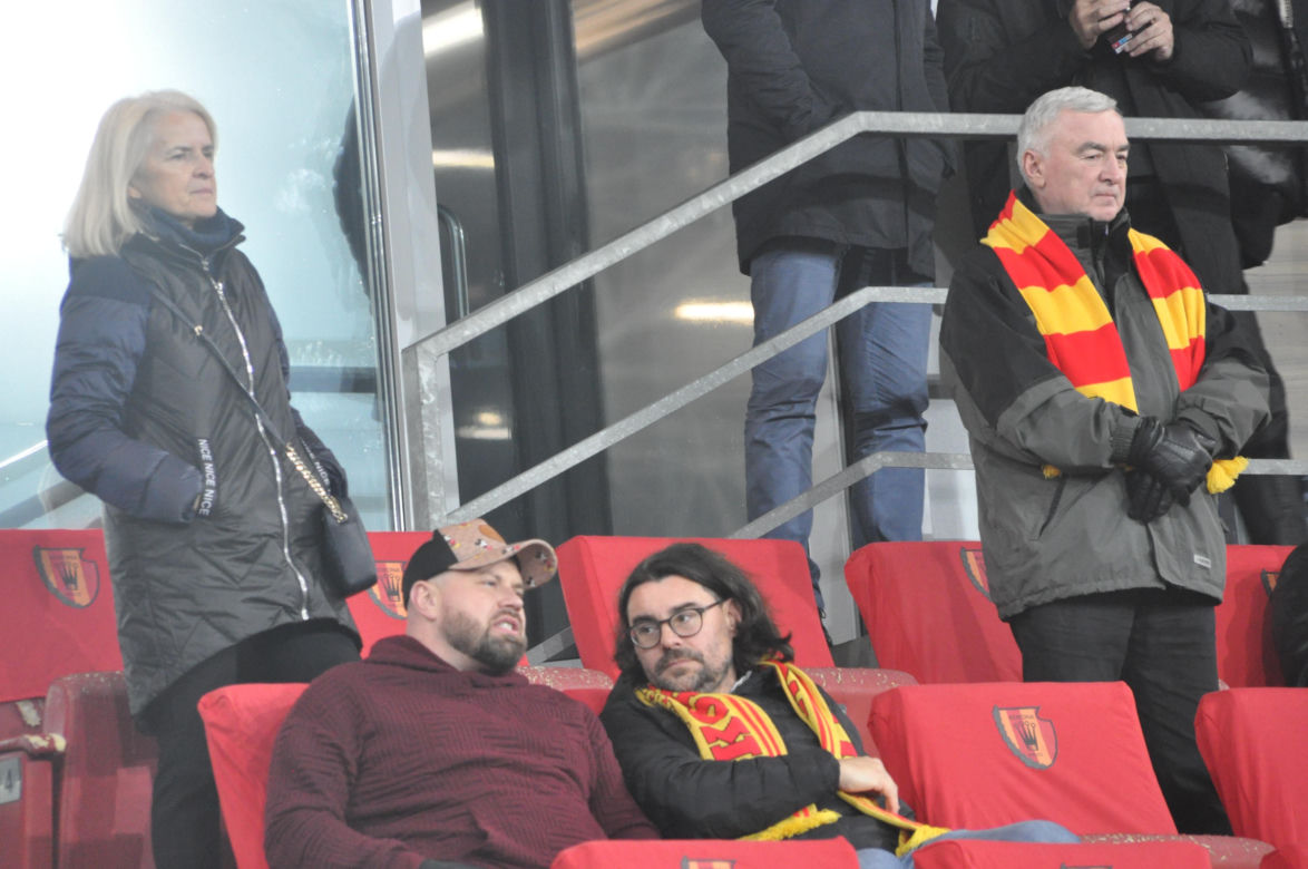 Żółto-czerwono na Suzuki Arenie! Zdjęcia kibiców na meczu Korona Kielce - Jagiellonia Białystok