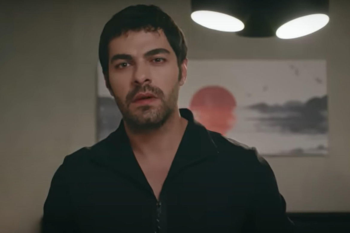 Halil nadal wspomina czas spędzony z Zeynep nad jeziorem 