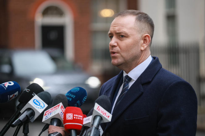 Karol Nawrocki, Keir Starmer