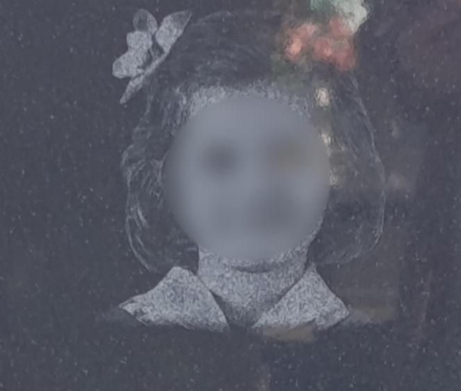 Pożar wybuchł w nocy. Ogień i dym odcięły drogę ucieczki czteroosobowej rodzinie