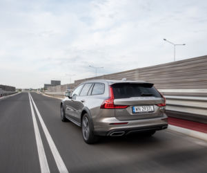 Volvo V60 D4 AWD Cross Country Pro