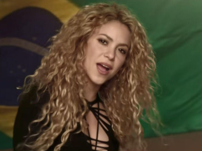 Shakira - "La La La"