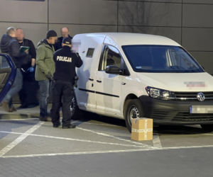 Napad na konwojenta na Białołęce. Skradziono dużą ilość pieniędzy 