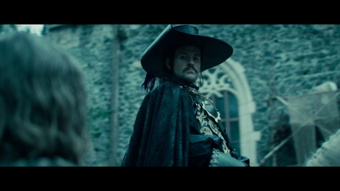 Dziki Sebastian Fabijański zachwyca i przeraża