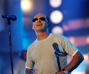 Andrzej Krzywy (De Mono)