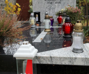 Stworzył kultowe Ranczo, które pokochała cała Polska. Tak wygląda grób Andrzeja Grembowicz
