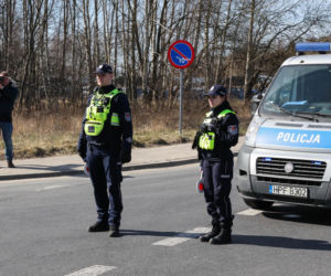 Strzały w łódzkiej fabryce, 400 osób ewakuowanych. Trwa obława