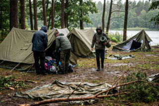 Ewakuacja obozów harcerskich na Warmii i Mazurach. Zniszczone namioty i setki interwencji
