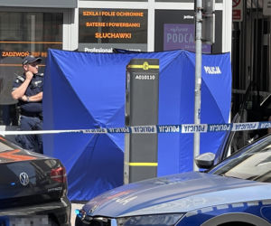 Tragedia w samym centrum Warszawy. Kobieta skoczyła z 9. piętra. Nie żyje