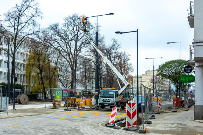 Tramwaj wzdłuż ul. Rakowieckiej w Warszawie - budowa