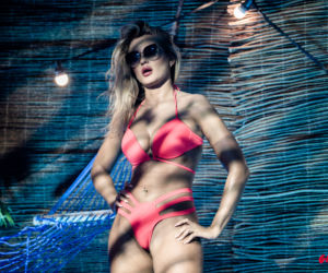 Ring girls Gromda Beach