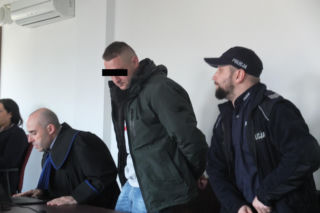 Lubelskie. Podpalił 26-latka i pastwił się nad nim kilkanaście godzin. Ofiara nie żyje