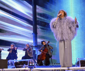 Sylwester 2025 - stylizacje gwiazd