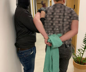 Oszuści z Krakowa zatrzymani przez stołeczną policję