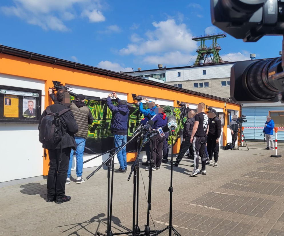 Wstrząs w kopalni Zofiówka. Ratownicy szukają górników