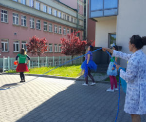 Dzień Dziecka przed Centrum Pediatrii w Sosnowcu 