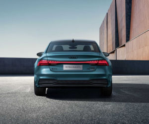 Audi A7L 