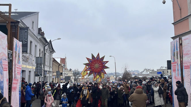 Tłumy na Orszaku Trzech Króli w Lublinie