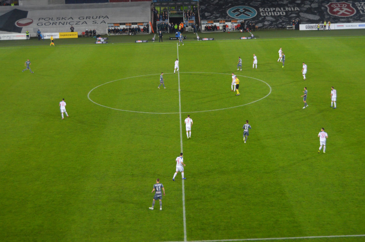 Górnik Zabrze - Legia Warszawa 1:2. Niewykorzystane sytuacje się mszczą [ZDJĘCIA KIBICÓW]