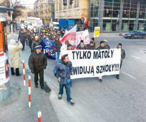 Rodzice walczą o szkoły