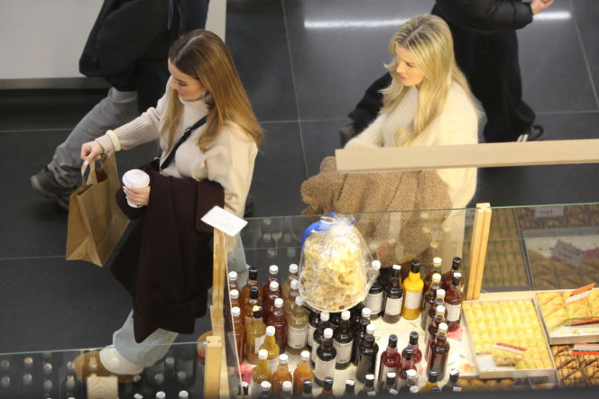 Joanna Krupa z siostrą Martą. Zjadły w mlecznym i poszły po patelnię