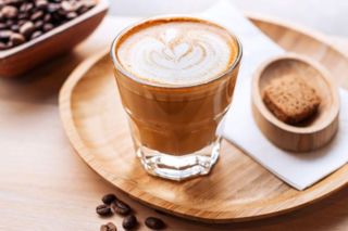 Nie cappuccino, nie latte. Teraz hitem jest ta aromatyczna kawa z Hiszpanii 