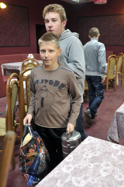 Ranczo. Tak dzisiaj wygląda Jasiek Solejuk (Daniel Zawiska). Fani serialu ledwo go poznali