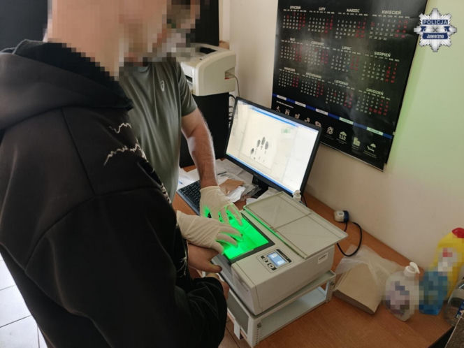 Koszmar w Jaworznie. 17-latek oblany benzyną i podpalony przez kolegów