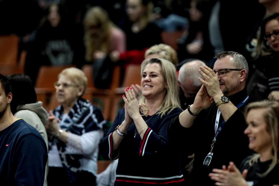 Legendarny Kosmiczny Mecz z Aniołami w Spodku: Gwiazdy zagrały dla Domu Aniołów Stróżów 