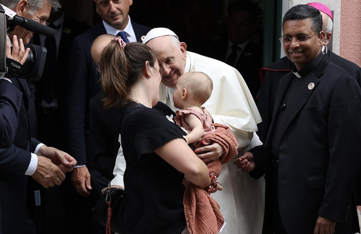 ŚDM 2023 w Lizbonie. Tłumy wiernych i wielka spowiedź. Podczas, której obecny jest Papież Franciszek