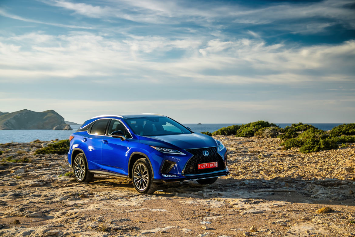 Lexus RX lifting 2020