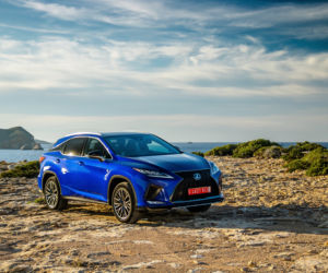 Lexus RX lifting 2020
