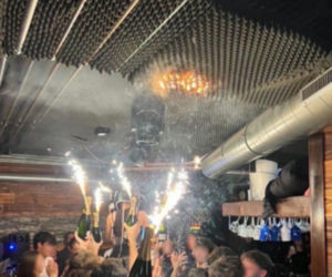 Twarze były całkowicie spalone. Filmy ze środka baru, szokujące relacje świadków