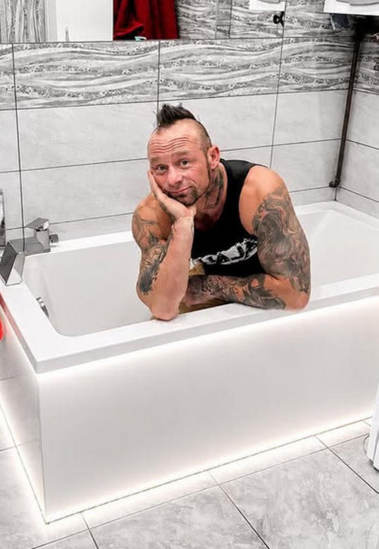 Zmarł syn wokalisty zespołu Oberschlesien. Muzyk zamieścił poruszający wpis