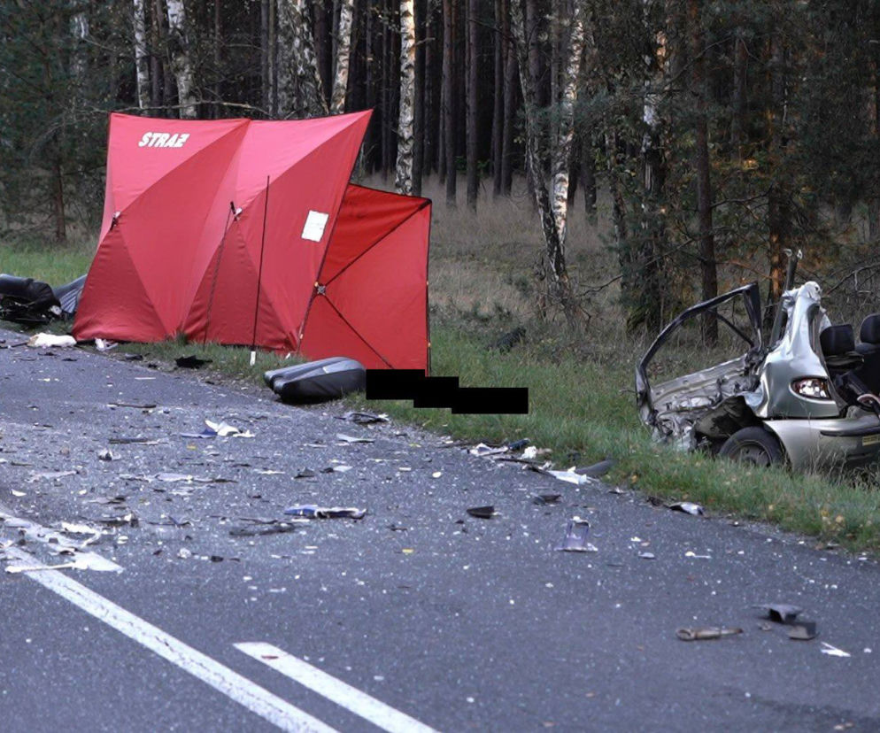 Tragedia na drodze do Szubina. 29-letni Paweł zginął pod kołami TIRA