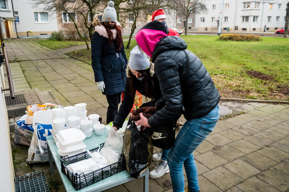 Gdańsk. Przeszła cztery operacje, ale żadna jej nie złamała. Razem z przyjaciółmi nakarmiła 500 osób
