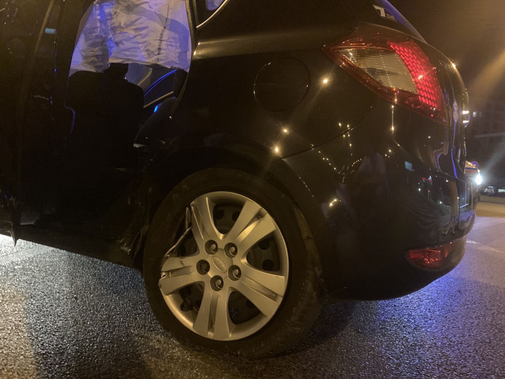 Wypadek drogowy, Warszawa, skrzyżowanie ul. Poligonowej z Ostrobramską