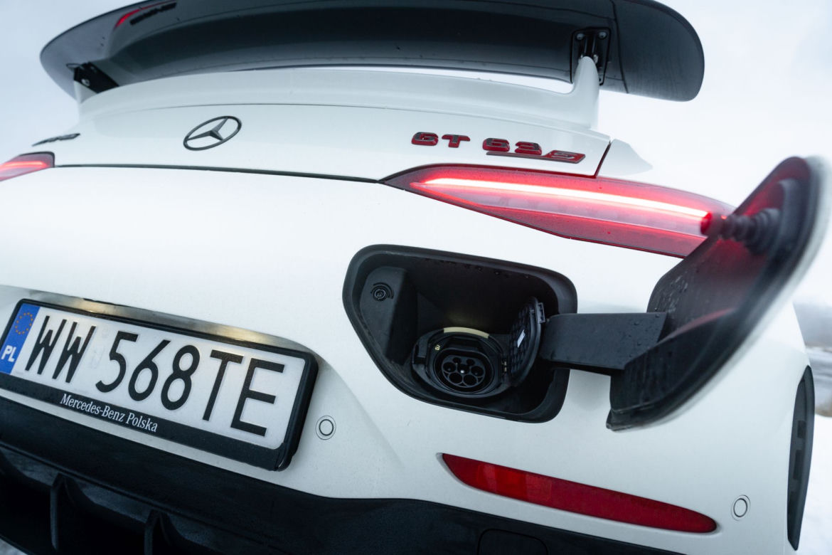 Mercedes-AMG GT 63 S E Performance